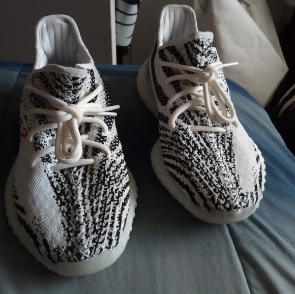 Zebra Yeezys - Picture 2 of 8